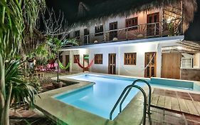 Hostal Nibuni Palomino